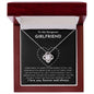 GIRLFRIEND | LOVE KNOT NECKLACE
